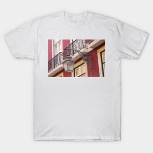 baixa pombalina. Lisbon T-Shirt